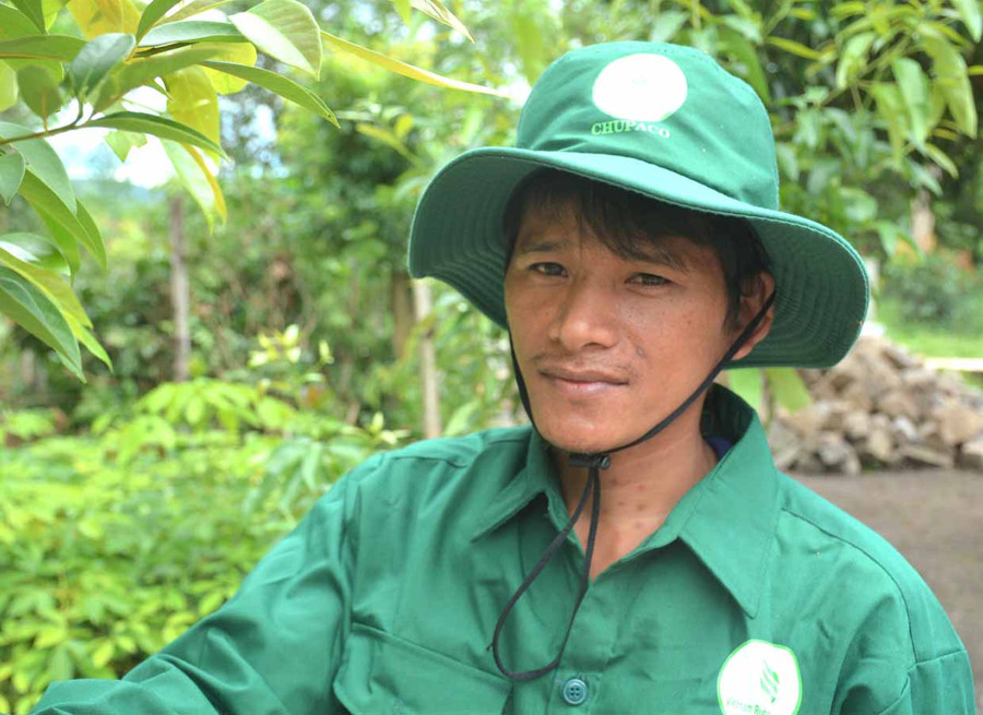 Anh Lão (người Bahnar ở làng Kon Chang, xã Hà Tây, huyện Chư Păh). Ảnh: Hà Đức Thành