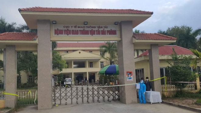  Điều dưỡng Bệnh viên Giao thông Vân tải dương tính với SARS-CoV-2