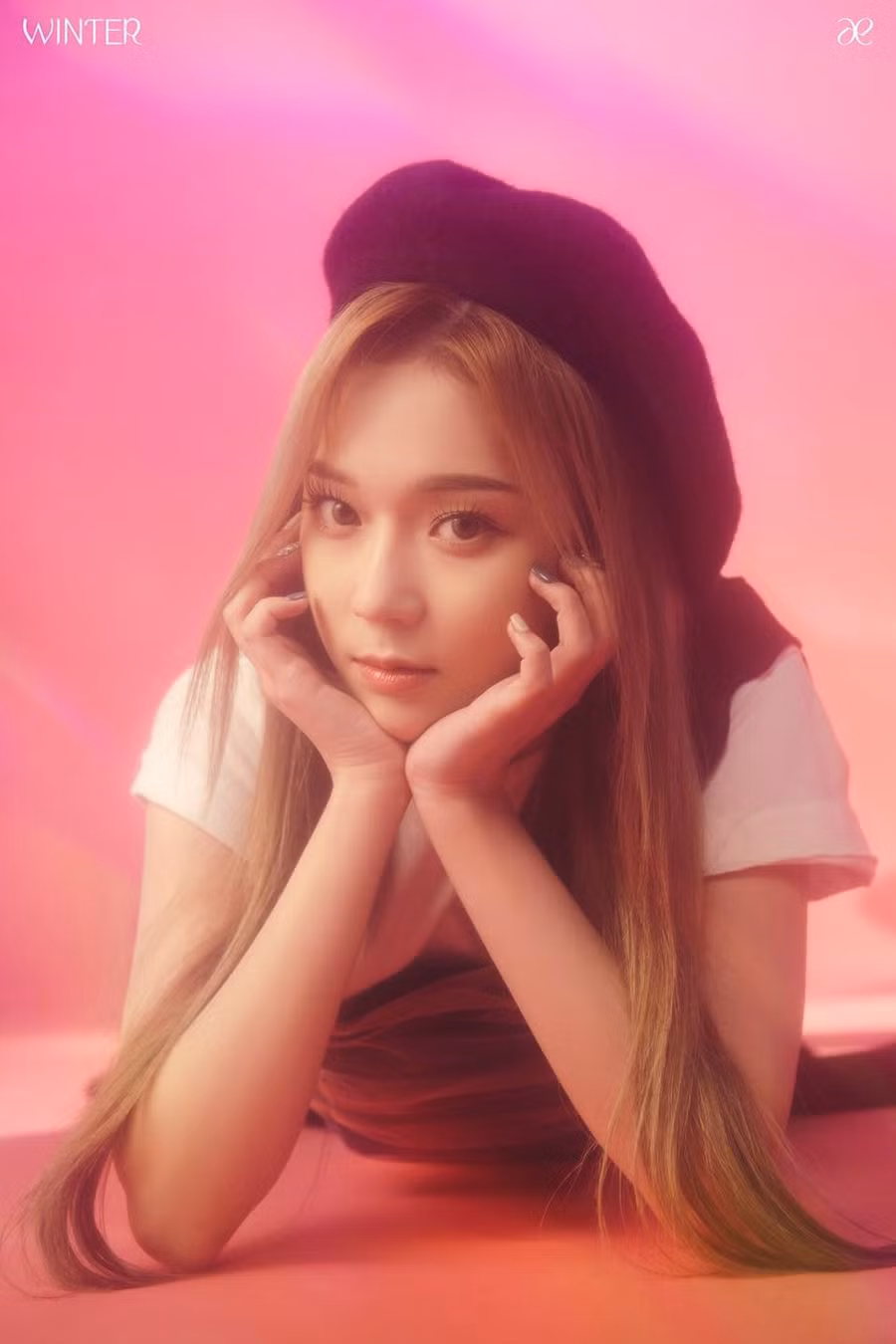 Mới đây, nhóm nhạc Aespa đã chính thức công bố kế hoạch phát hành single mang tên “Forever”. Đây là ca khúc được cover lại từ ca khúc “Forever” của Yoo Young Jin những năm 2000. Ảnh: SMEnt.