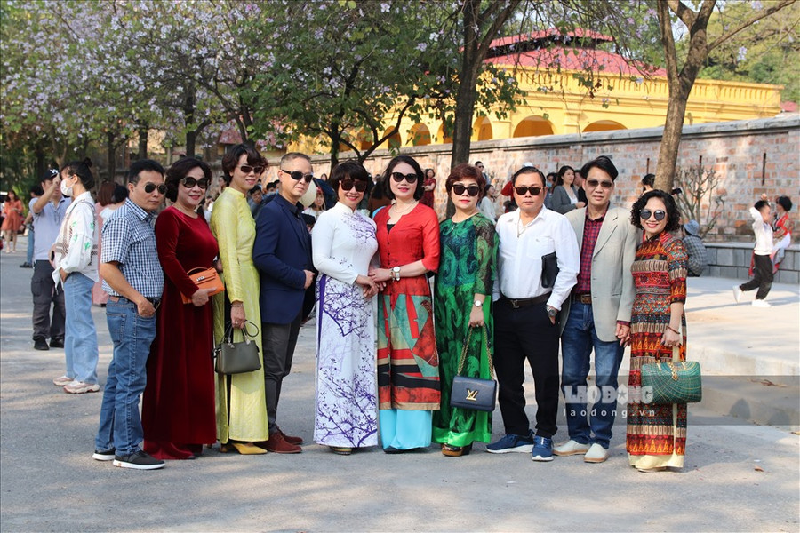 Đây cũng là dịp để mọi người lưu lại những khoảnh khắc tuyệt vời cùng gia đình.