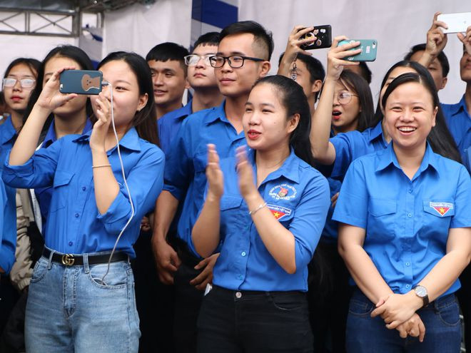 Tháng Thanh niên luôn thu hút rất đông thanh niên tham gia. ẢNH: LÊ THANH