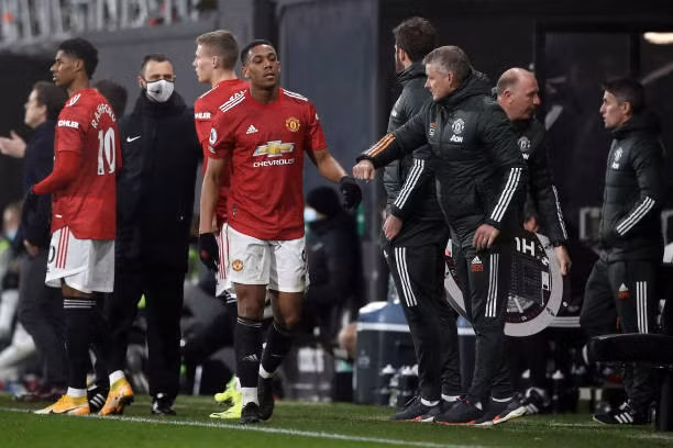 Man United đang trên đường đua vô địch Premier League. Ảnh: AFP