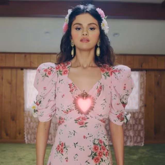 Ở hiện tại, giọng ca “Feel Me” cho biết bản thân đã cân bằng cuộc sống của mình với tinh thần tốt nhất. Ảnh: Instagram.