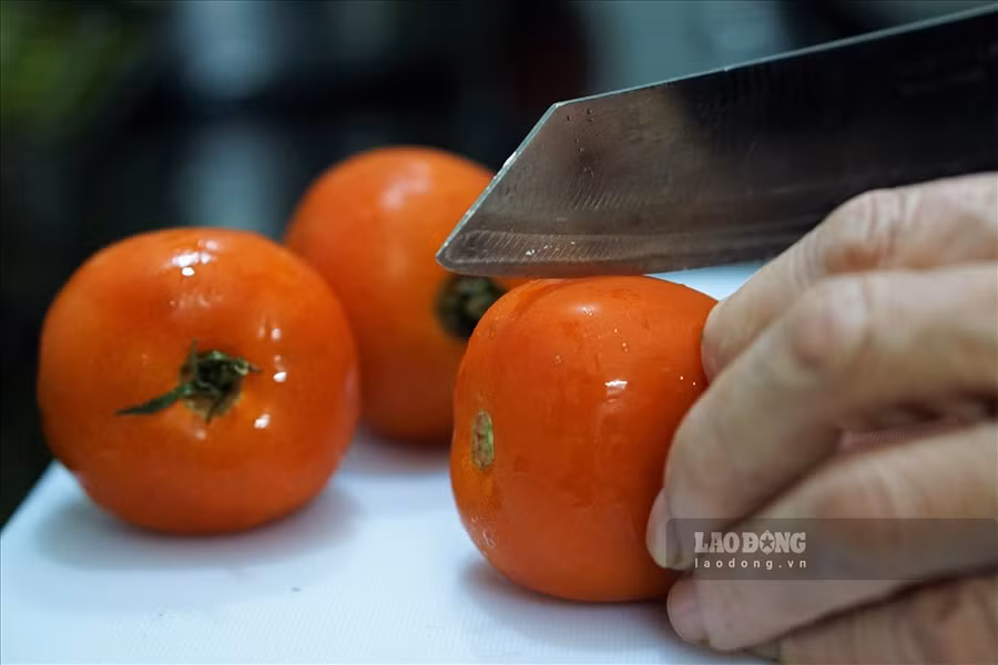 Những chiếc thớt có hạn sử dụng, bạn không nên dùng quá lâu. Ảnh minh họa: Ảnh: Hà Giang.