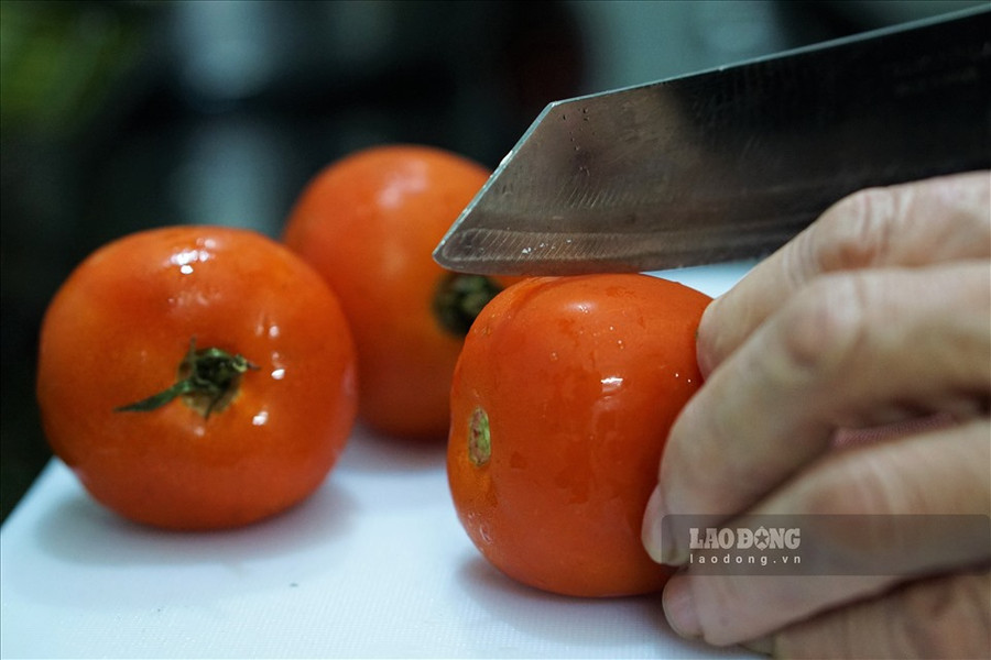 Những chiếc thớt có hạn sử dụng, bạn không nên dùng quá lâu. Ảnh minh họa: Ảnh: Hà Giang. Những chiếc thớt có hạn sử dụng, bạn không nên dùng quá lâu. Ảnh minh họa: Ảnh: Hà Giang.