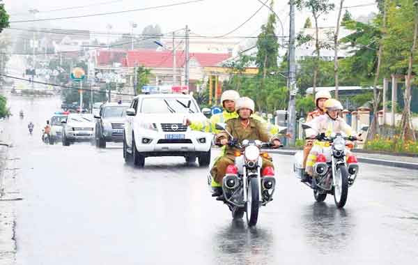 Các lực lượng của Công an huyện Kbang thường xuyên tuần tra, kiểm soát tăng cường công tác phòng-chống tội phạm. Ảnh: Lê Gia