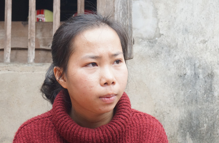 Với Oanh, chỉ có học mới giúp em có một tương lai tốt hơn. Với Oanh, chỉ có học mới giúp em có một tương lai tốt hơn.