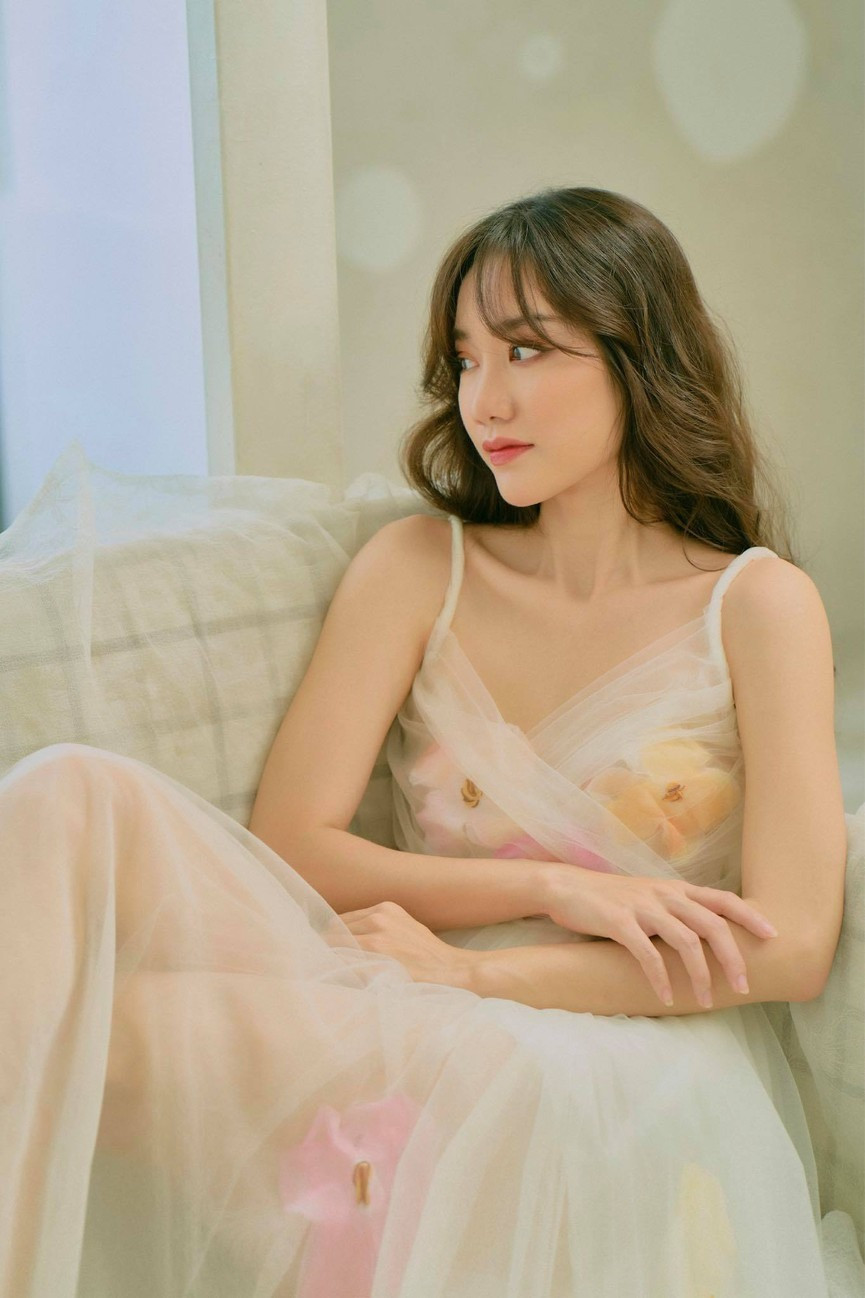 Trong năm 2021, Hồng Tuyết có nhiều dự án mới với mong muốn bứt phá. Cô mong muốn bản thân sẽ thử sức với những vai diễn, hình ảnh mới mẻ hơn. Ảnh: NSCC.