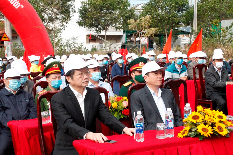  Đại biểu tham dự lễ phát động Tết trồng cây Xuân Tân Sửu 2021.