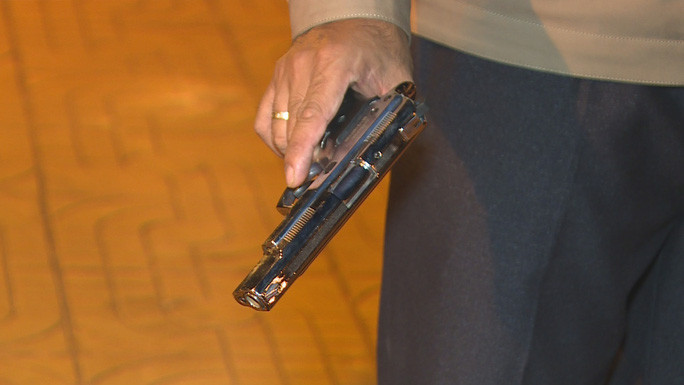 Khẩu súng ngắn đối tượng Toàn mua với giá 20 triệu đồng.