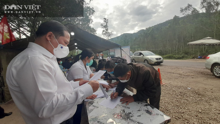 Chủ tịch UBND Tỉnh Bình Định Nguyễn Phi Long yêu cầu kiểm soát chặt chẽ, kiểm tra y tế trước di chuyển qua tỉnh Bình Định.