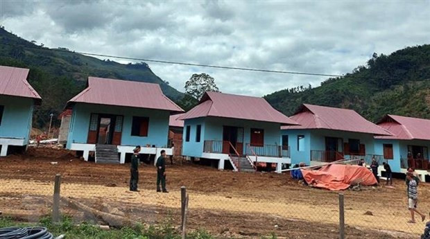 Nhà mới cho đồng bào vùng bị sạt lở núi xã Trà Leng. (Ảnh: Trần Tĩnh/TTXVN)