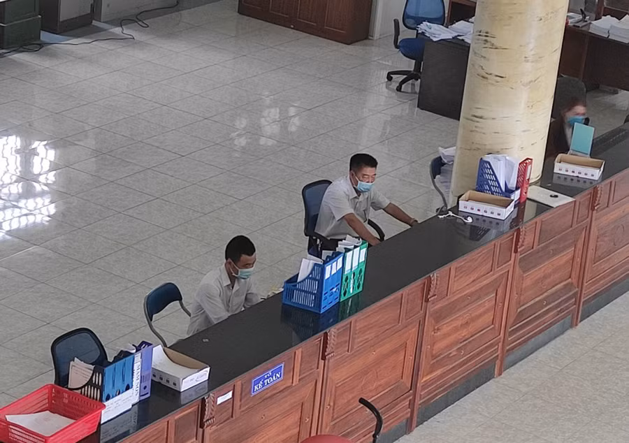  Ngay trong thời điểm hiện nay, Kho bạc Nhà nước thị xã Ayun Pa hầu như không có khách hàng, các giao dịch được chuyển sang Dịch vụ công trực tuyến mức độ 4.