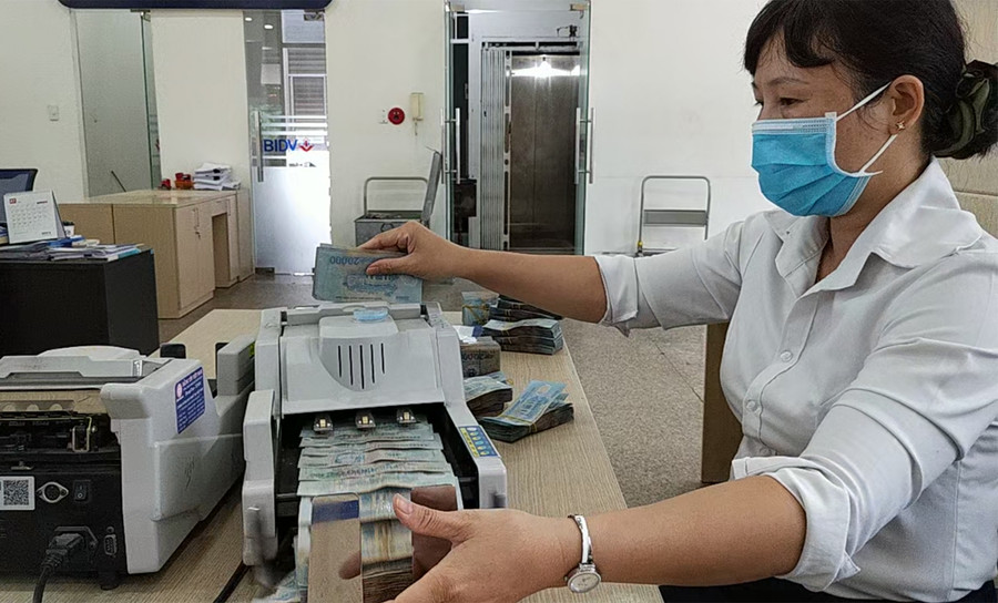 Năm 2020, BIDV Gia Lai đã thu hồi 1.370 tỷ đồng nợ xấu, nợ tiềm ẩn, kéo giảm tỷ lệ nợ xấu đáng kể. Ảnh: Sơn Ca Năm 2020, BIDV Gia Lai đã thu hồi 1.370 tỷ đồng nợ xấu, nợ tiềm ẩn, kéo giảm tỷ lệ nợ xấu đáng kể. Ảnh: Sơn Ca