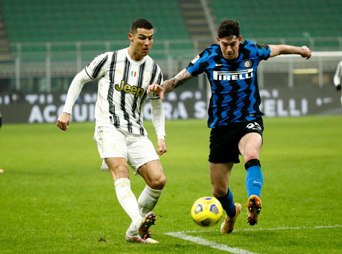 Đại chiến Juventus - Inter Milan ở Cúp Quốc gia Ý. Ảnh: REUTERS
