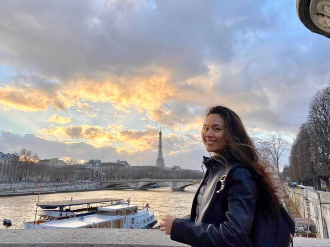 Người đẹp tận hưởng cuộc sống chu du khắp nơi, đầu tư cho bản thân mình.