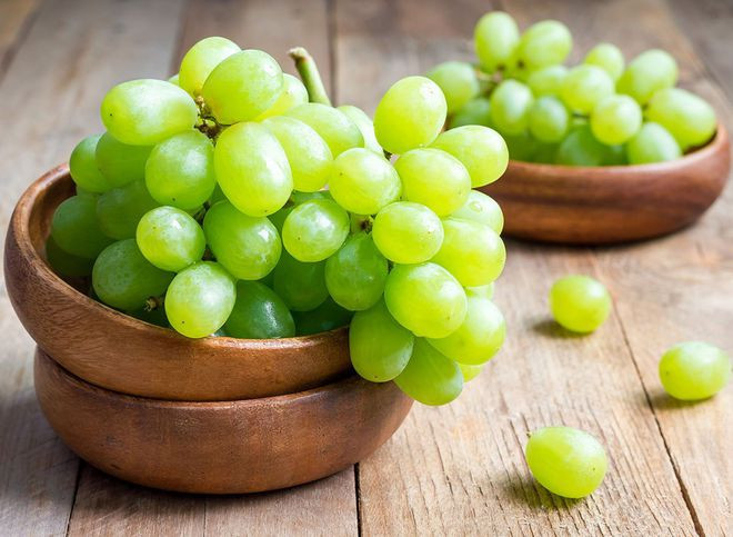 Nho là nguồn cung cấp vitamin C tuyệt vời. Ảnh: SHUTTERSTOCK