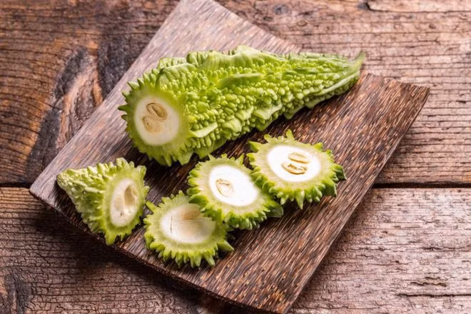 Khổ qua có tác dụng làm chậm sự phát triển của tế bào ung thư, giảm lượng đường trong máu ở những người mắc bệnh tiểu đường loại 2...- Ảnh: Shutterstock