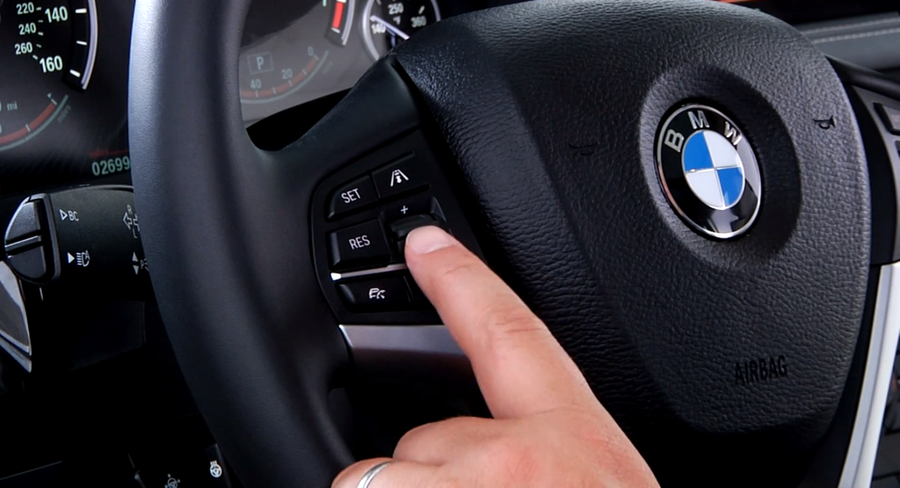  Nếu như biết cách sử dụng tính năng Cruise control, chủ xe còn tiết kiệm được một lượng nhiên liệu khá lớn. Ảnh: Nguyễn Tuấn/OFFB