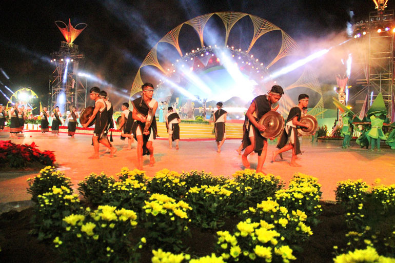  Đồng bào các DTTS tham gia Festival Hoa Đà Lạt