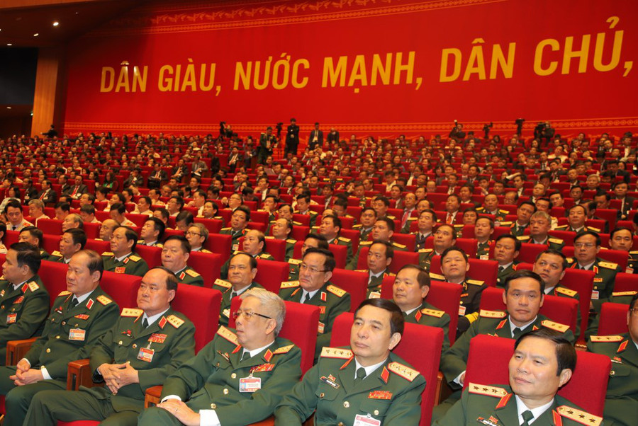 Đại biểu của Quân đội tại Đại hội XIII của Đảng.