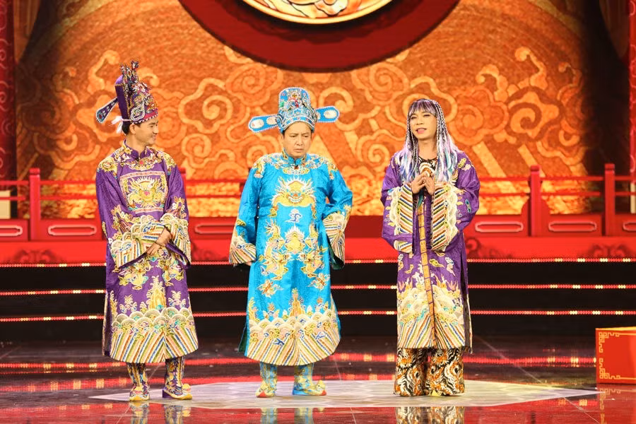 Tuy nhiên, ngay sau đó, “Bắc Đẩu” đã thay đổi trang phục để phù hợp với 