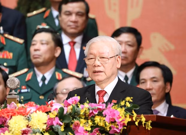 Đồng chí Nguyễn Phú Trọng, Tổng Bí thư BCHTW khóa XIII, Chủ tịch nước CHXHCN Việt Nam thay mặt BCHTW khóa XIII phát biểu ý kiến. (Ảnh: TTXVN)