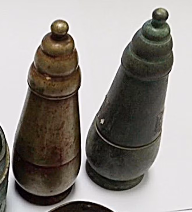 Bình vôi của người Khmer, tại Bảo tàng tỉnh Bình Phước.