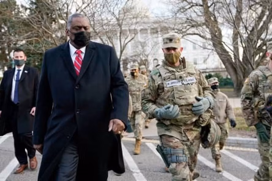 Chính quyền ông Joe Biden đã điều động hơn 1.000 binh sĩ hỗ trợ các nỗ lực tiêm chủng ngừa COVID-19. Ảnh: AFP. Chính quyền ông Joe Biden đã điều động hơn 1.000 binh sĩ hỗ trợ các nỗ lực tiêm chủng ngừa COVID-19. Ảnh: AFP.