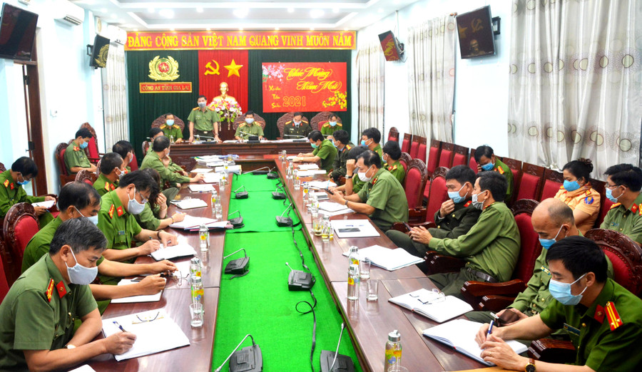 Toàn cảnh cuộc họp. Ảnh: Hữu Trường