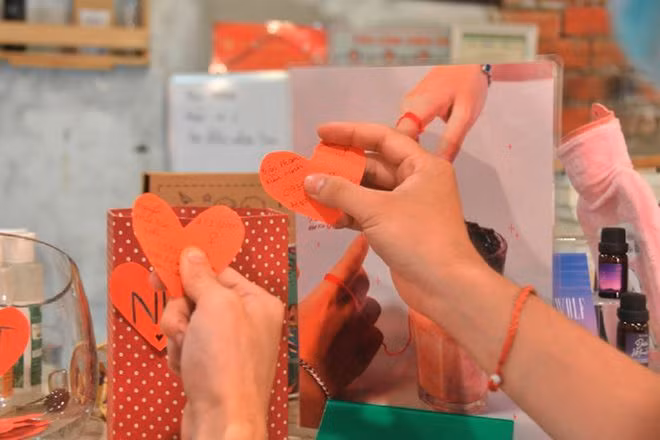 Lễ tình nhân 14.2 năm nay sẽ là một năm thật đặc biệt với nhiều bạn trẻ khi không thể bên nhau vì dịch bệnh Covid - 19. HOA NỮ