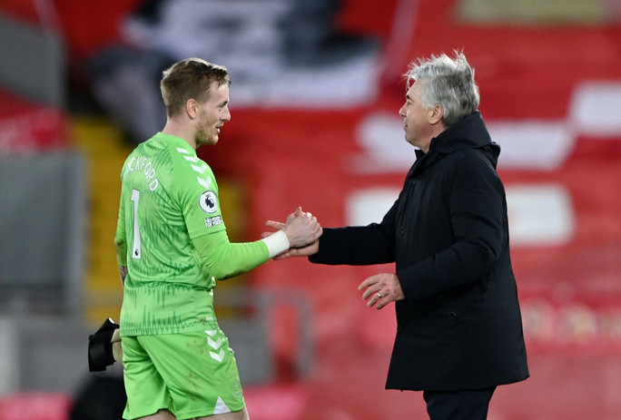 HLV Carlo Ancelotti: "Không lúc nào dễ thắng Liverpool bằng lúc này" HLV Carlo Ancelotti: