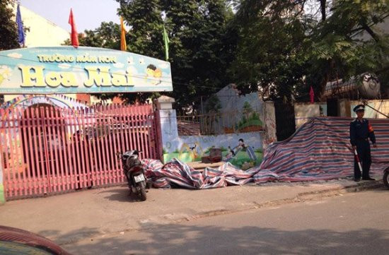 Hiện trường vụ sập công trình trong trường mầm non. Hiện trường vụ sập công trình trong trường mầm non.