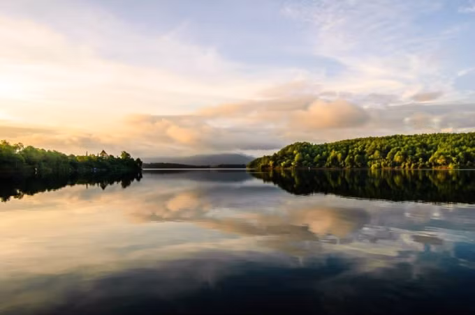 Giữa lòng Biển Hồ- Ảnh Chiêu Ly