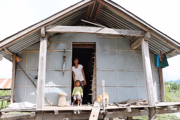 Do không có tiền, chị Ksor H’sướt chấp nhận không bắt chồng, một mình nuôi con