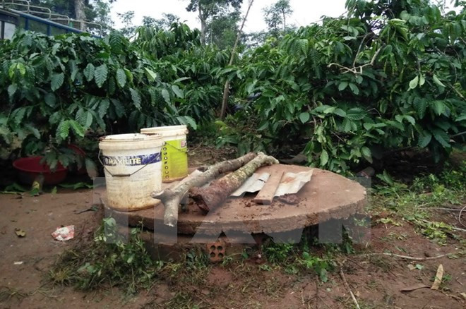 Giếng đào nơi xảy ra vụ đuổi nước khiến hai mẹ con chị Hiền tử vong. Giếng đào nơi xảy ra vụ đuổi nước khiến hai mẹ con chị Hiền tử vong.