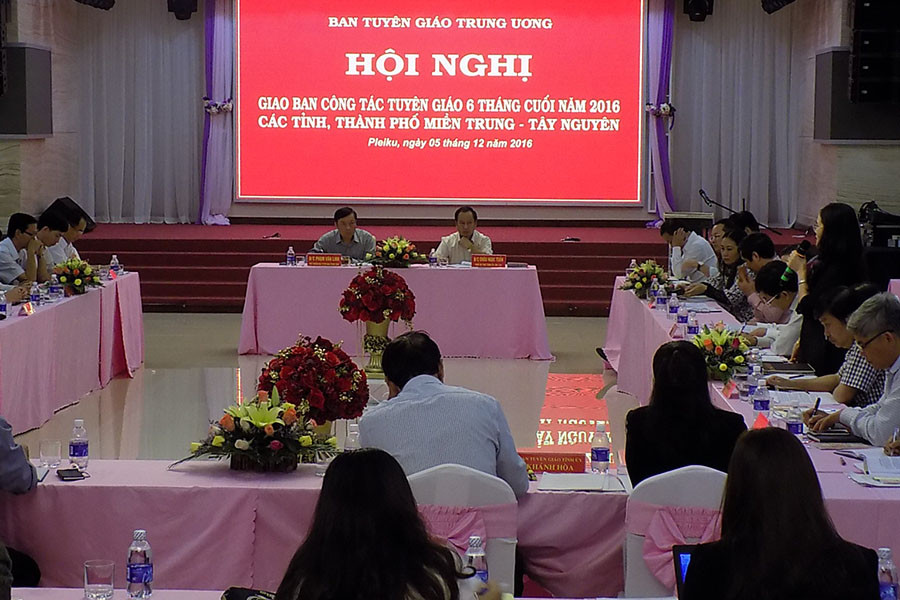 Toàn cảnh hội nghị 