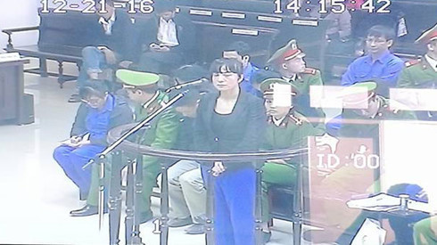 Bị cáo Phạm Thị Bích Lương - cựu GĐ Agribank Chi nhánh Nam Hà Nội tại tòa phúc thẩm. Bị cáo Phạm Thị Bích Lương - cựu GĐ Agribank Chi nhánh Nam Hà Nội tại tòa phúc thẩm.