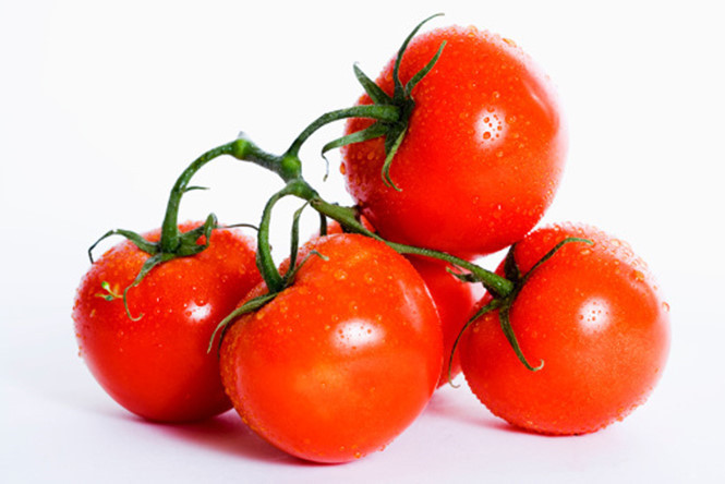 Cà chua là nguồn cung cấp lycopene, vitamin C và kali.
