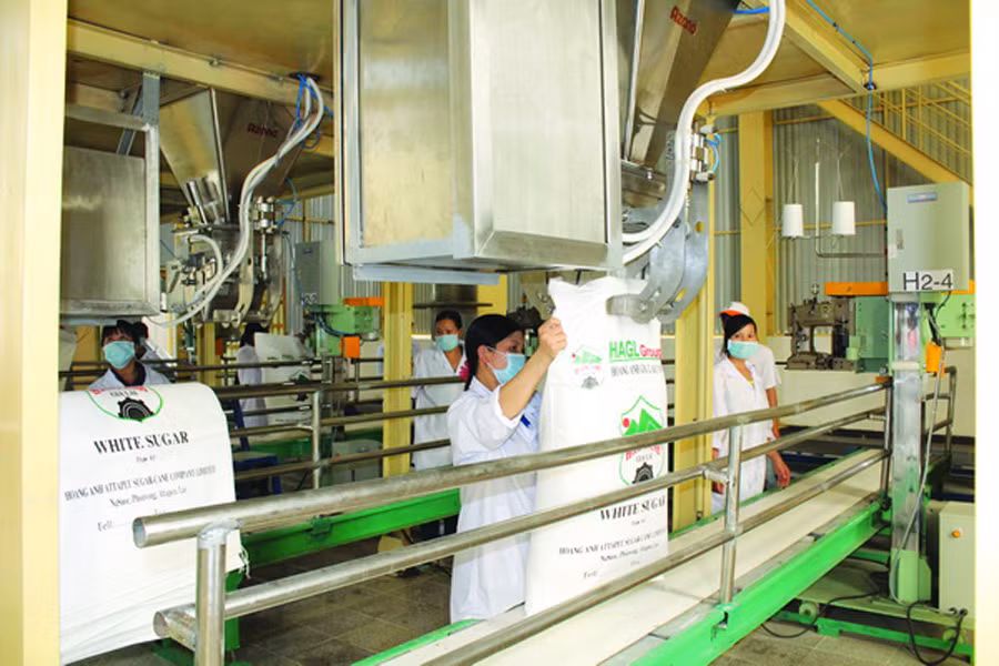 Nhà máy mía đường Hoàng Anh Attapeu. Ảnh: K.N.B