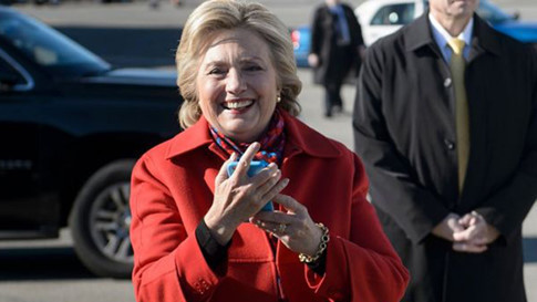 Bà Hillary Clinton từng bị nhân viên tổng đài Nhà Trắng nghi mạo danh Bà Hillary Clinton từng bị nhân viên tổng đài Nhà Trắng nghi mạo danh