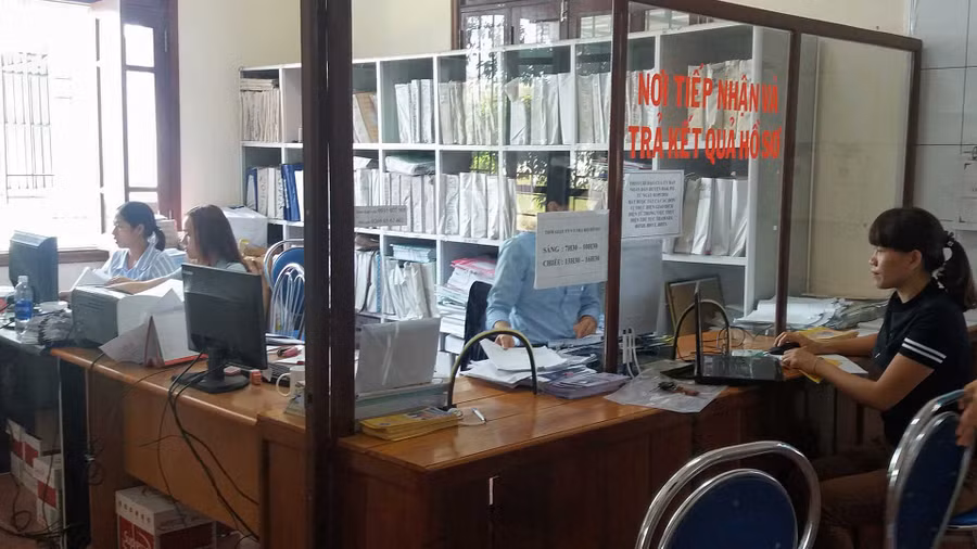 Ngành BHXH đẩy mạnh ứng dụng thông tin trong cải cách thủ tục hành chính. Ảnh: NN