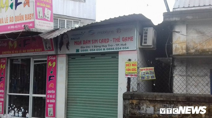 Cửa hàng bán sim card - thẻ game nơi xảy ra sự việc. (Ảnh: Trương Khánh) 