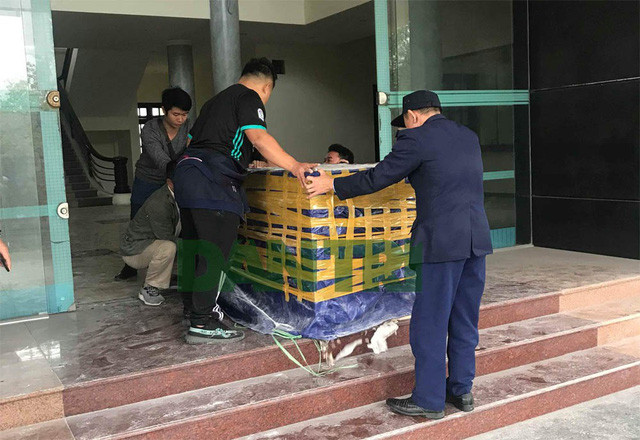 Cơ quan chức năng thu giữ số tiền lớn của Phan Sào Nam. Cơ quan chức năng thu giữ số tiền lớn của Phan Sào Nam.