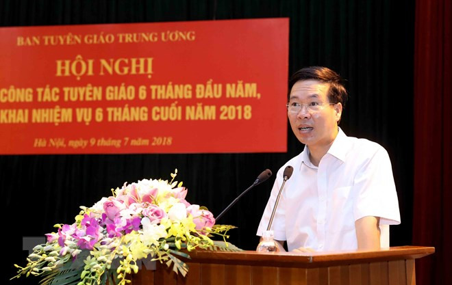 Trưởng ban Tuyên giáo Trung ương Võ Văn Thưởng phát biểu chỉ đạo hội nghị.