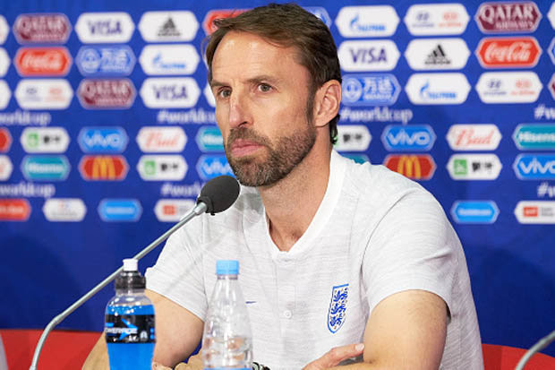 HLV Gareth Southgate khẳng định Anh sẽ chơi tấn công trước Colombia. HLV Gareth Southgate khẳng định Anh sẽ chơi tấn công trước Colombia.