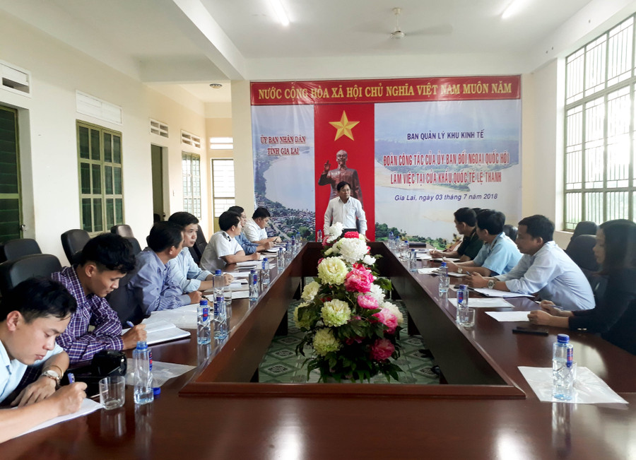 Quang cảnh buổi làm việc. Ảnh: Trần Dung Quang cảnh buổi làm việc. Ảnh: Trần Dung