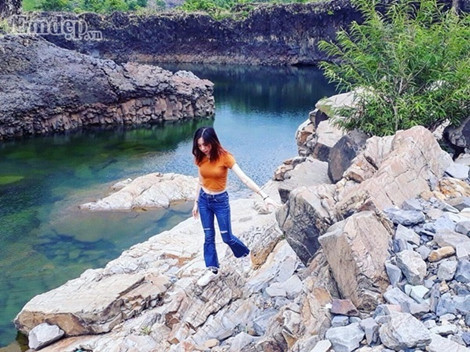 Ven hồ có nhiều khu vực có thể chụp ảnh 