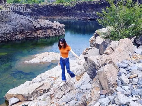 Ven hồ có nhiều khu vực có thể chụp ảnh 