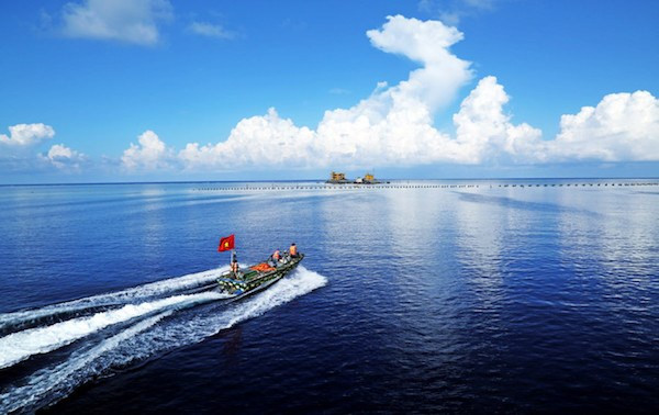 Tác phẩm "Đến với Trường Sa" của tác giả Hà Hữu Đức sẽ được trưng bày tại triển lãm. (Ảnh: BTC) Tác phẩm
